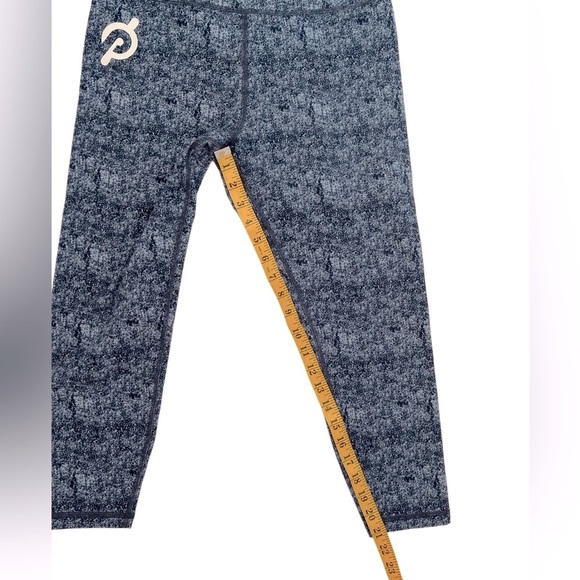 Peloton Blue Cadence Crop Leggings High Waist Athletic Workout Cycling L - Picture 8 of 9